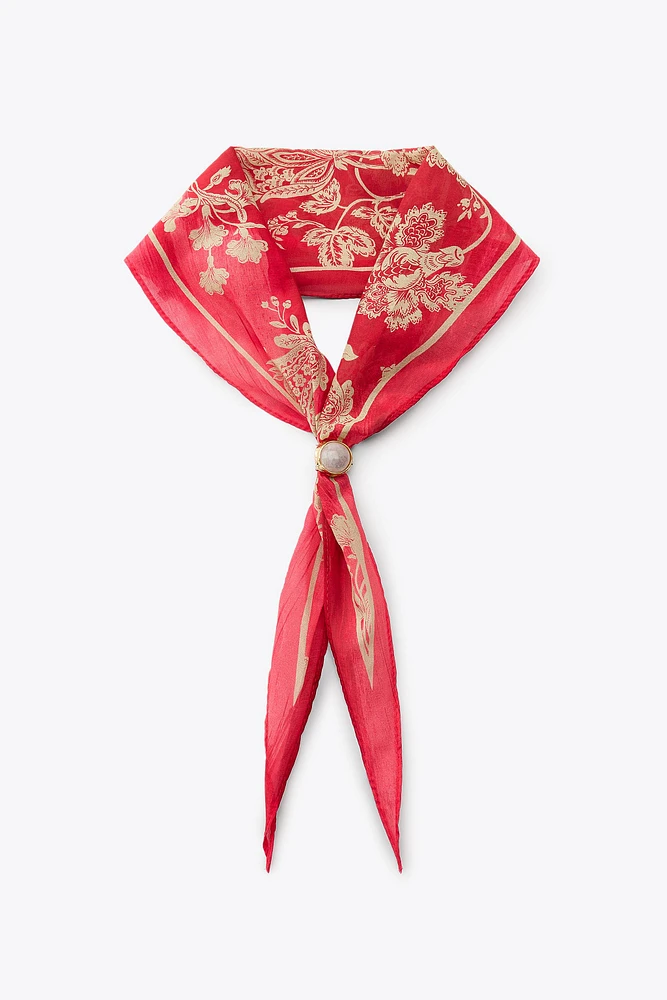 BANDANA IMPRIMÉ EN SOIE AVEC PIERRE