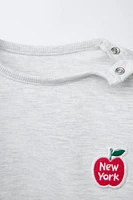 SWEATSHIRT AND BERMUDA SHORTS SET WITH APPLE PATCH
