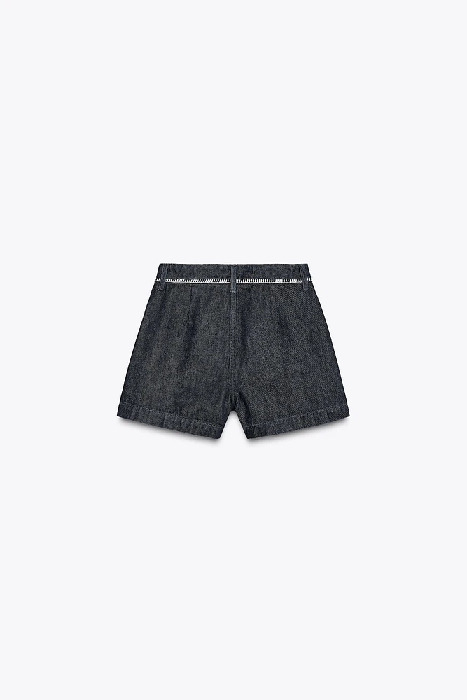 SHORT Z1975 EN JEAN AVEC SURPIQÛRES ET BRODERIES