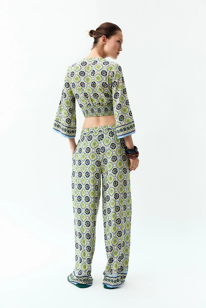 PANTALON LARGE IMPRIMÉ