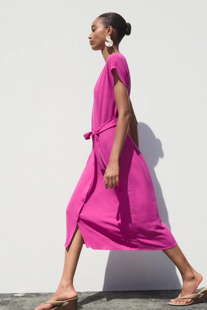 ROBE FLUIDE CEINTURE