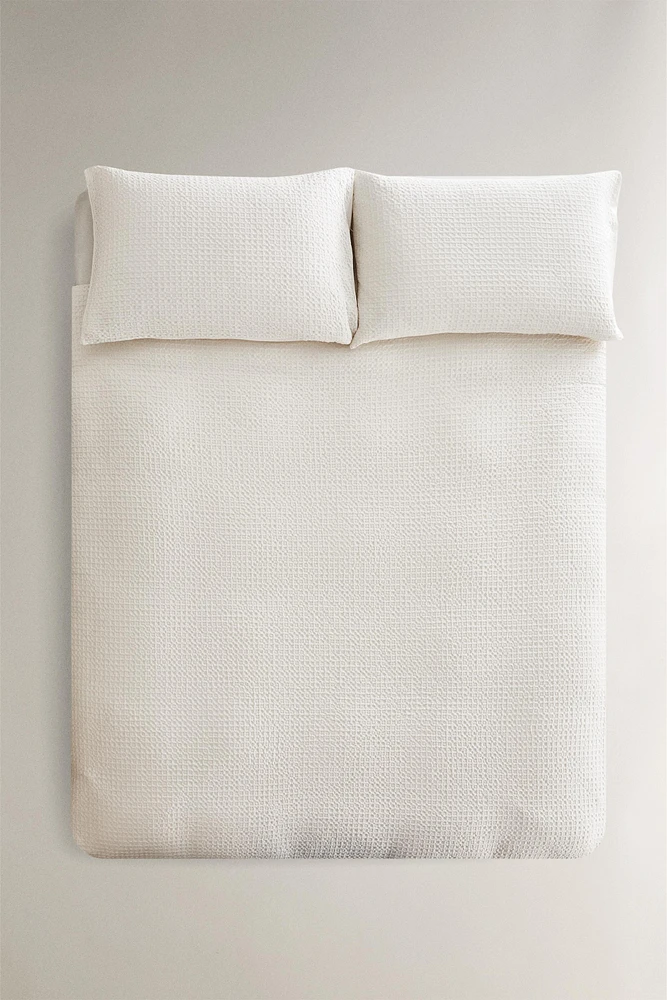 WAFFLE-KNIT DUVET COVER