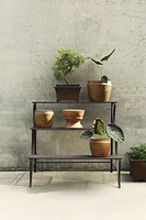 STORAGE UNIT WITH SHELVES