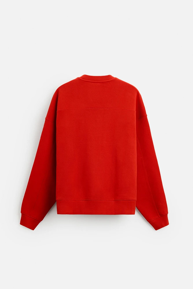 BOXY FIT CREW NECK SWEATSHIRT