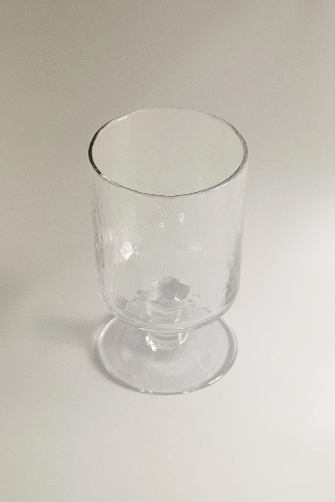 VERRE À PIED MARTELÉ