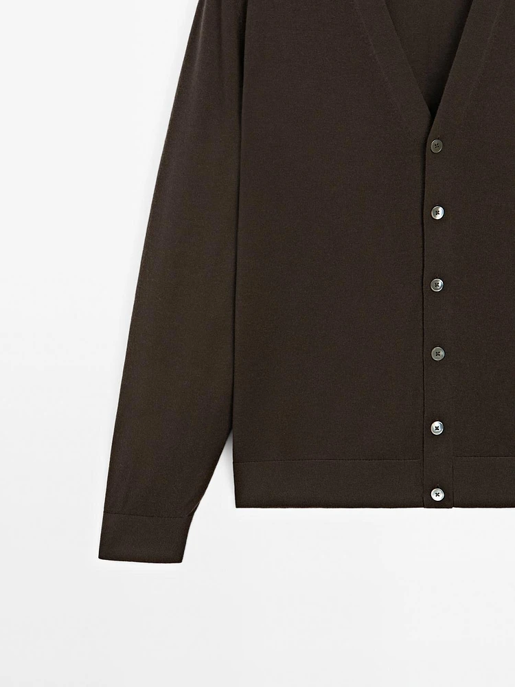 100% merino wool knit cardigan
