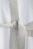 (420 GXM²) COTTON LINEN BATHROBE