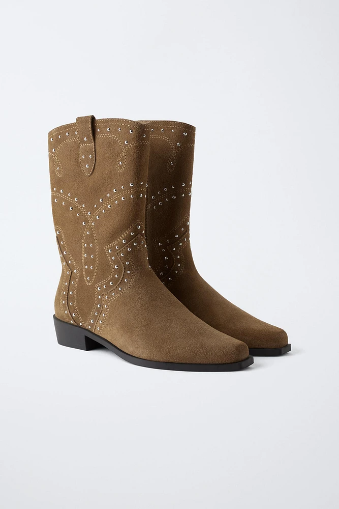 BOTTES COW-BOY EN DAIM AVEC CLOUS