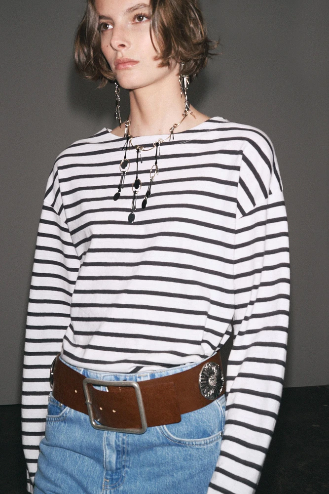 STRIPED LONG SLEEVE T-SHIRT