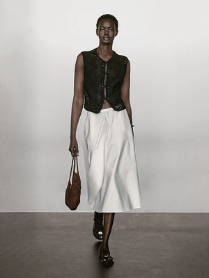 Gilet en maille avec broderies
