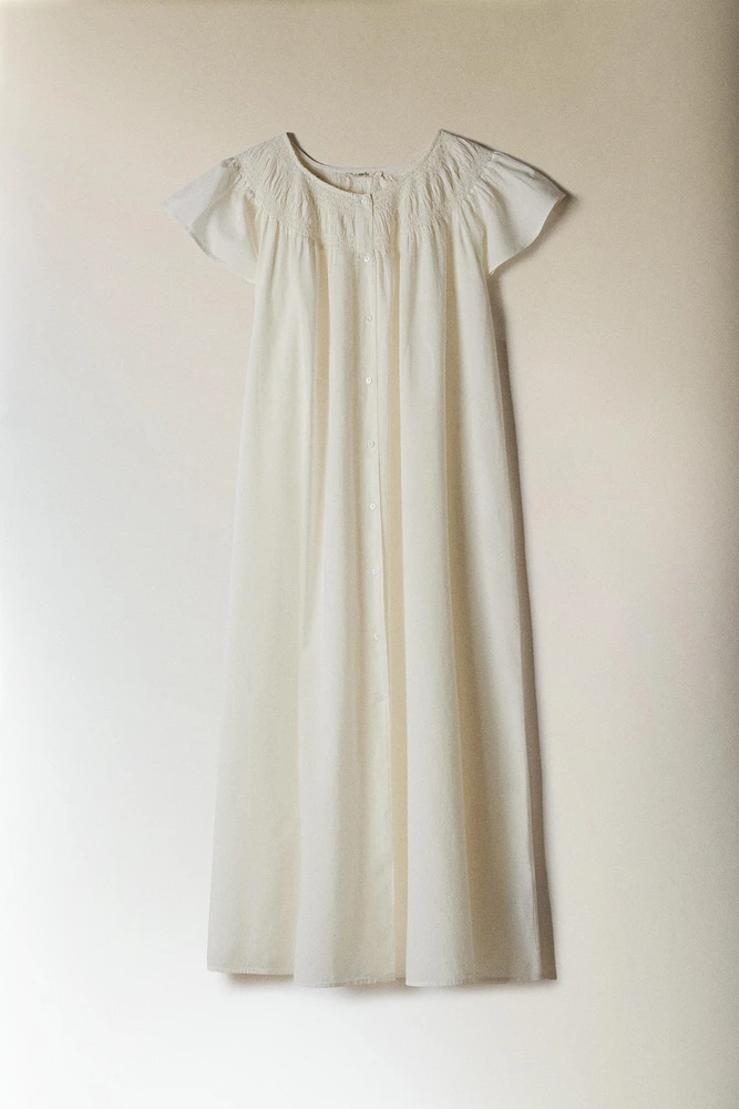 SHORT SLEEVE NIGHTGOWN