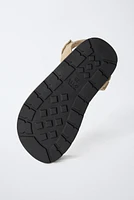 SANDALES EN CUIR