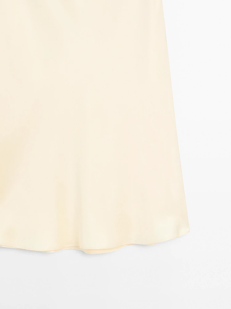 Flowing satin-effect skirt