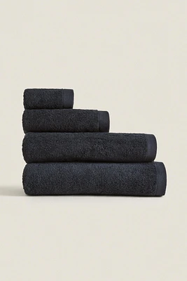 (500 GXM²) PLAIN COTTON TERRYCLOTH BATH TOWEL