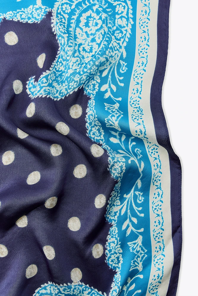 POLKA DOT PRINT SCARF