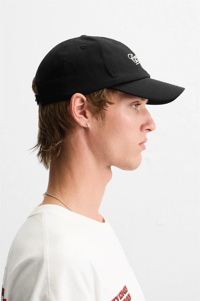 CONTRAST PATCH CAP