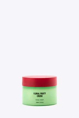 FLORAL FRUITY CRUSH BODY CREAM 230 ML (7.78 FL. OZ).