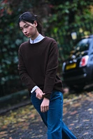 CASHMERE AND WOOL BLEND BASIC SWEATER