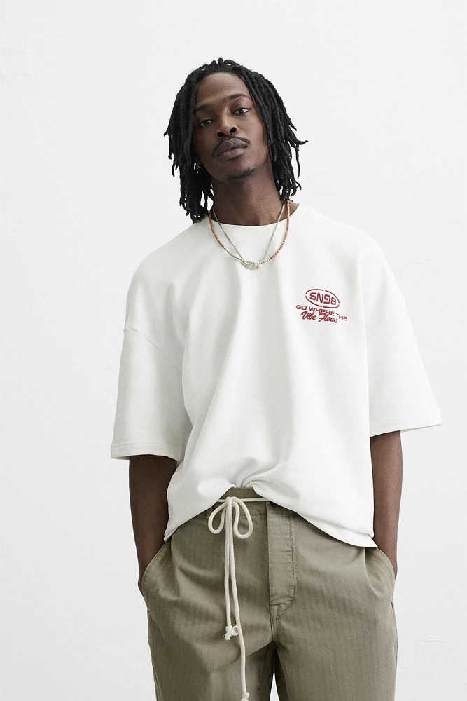 T-SHIRT IMPRIMÉS EN MATIÈRES VARIÉES