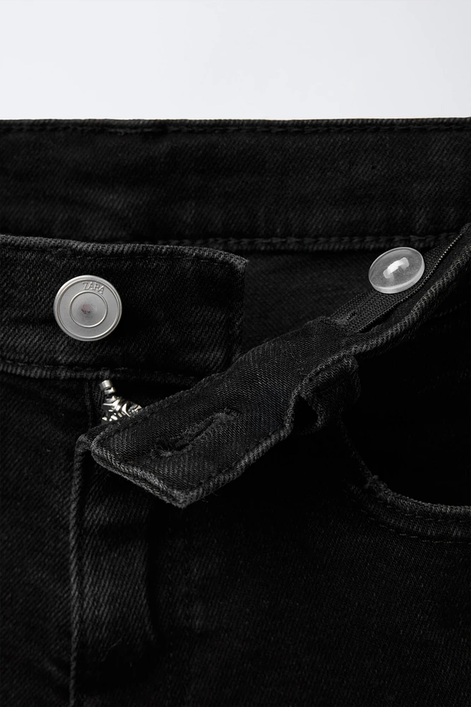 STRETCH DENIM SHORTS