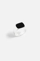 CONTRASTING SIGNET RING