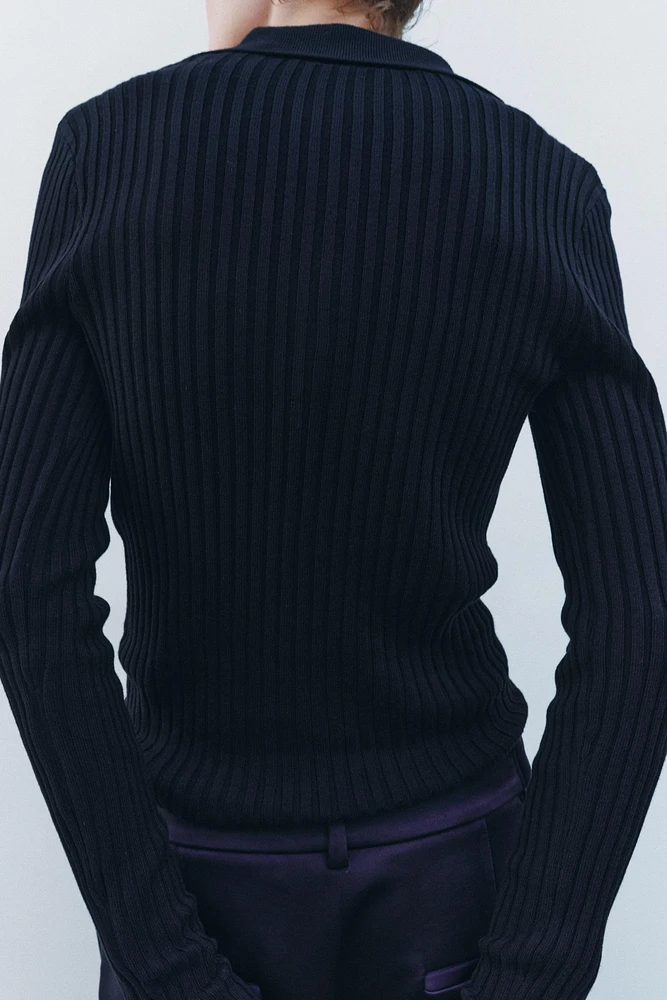 PULL POLO EN MAILLE CÔTELÉE