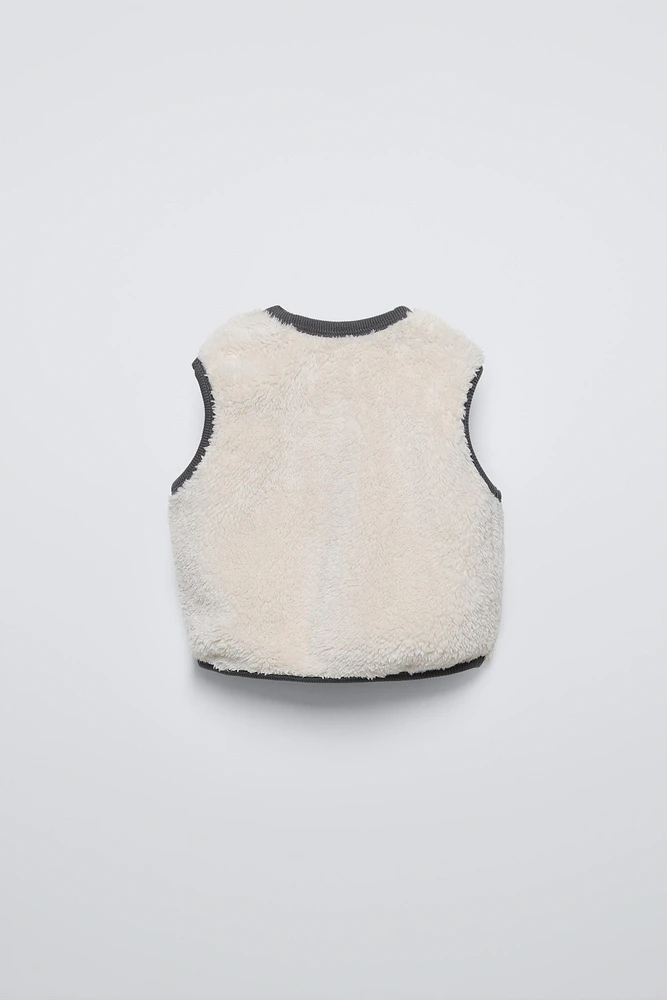 FAUX FUR VEST