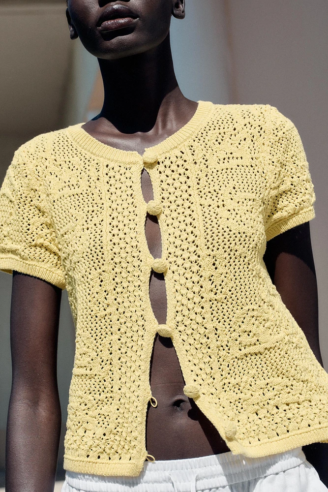 TOP EN MAILLE CROCHET