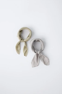 TWO-PACK OF PLAIN LINEN BANDANAS