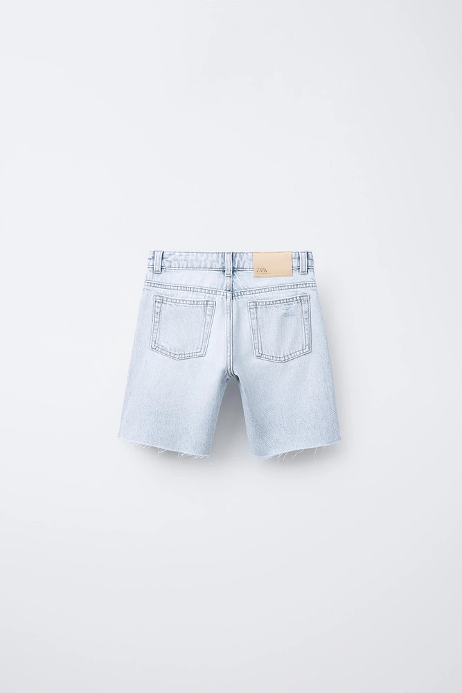 RIPPED DENIM SHORTS