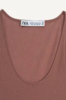 TOP FIN EN COTON ÉDITION LIMITÉE