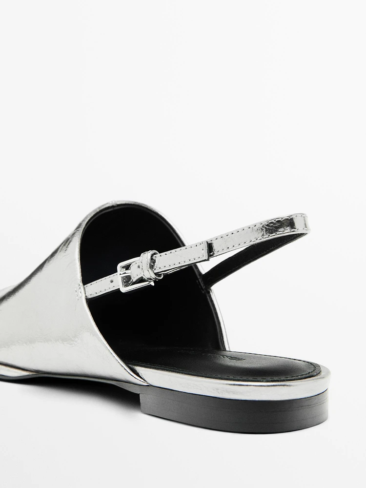 Metallic flat shoes