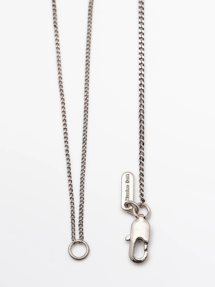 Contrast ceramic necklace