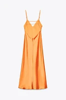 ROBE MI-LONGUE SATINÉE