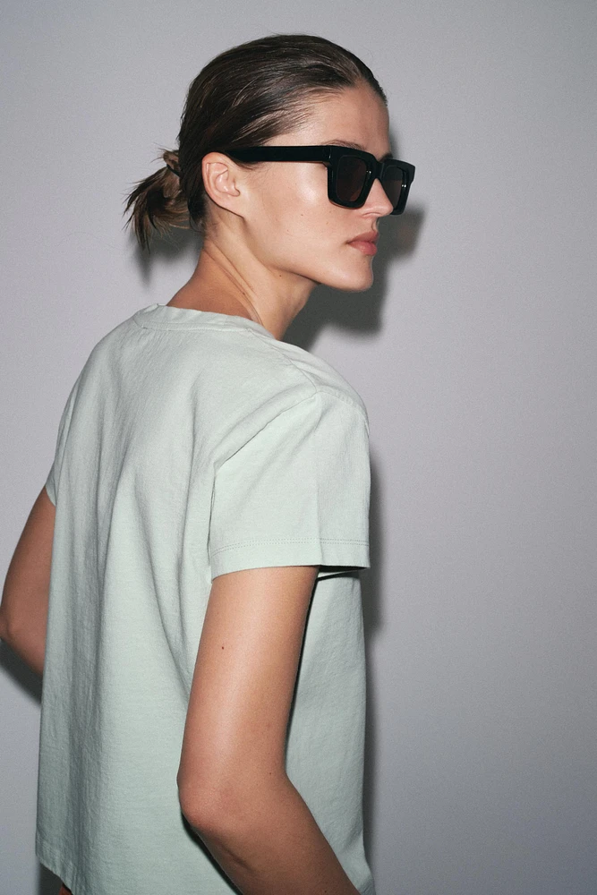 REGULAR-FIT T-SHIRT