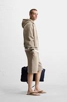 TEXT HOODED SWEATSHIRT
