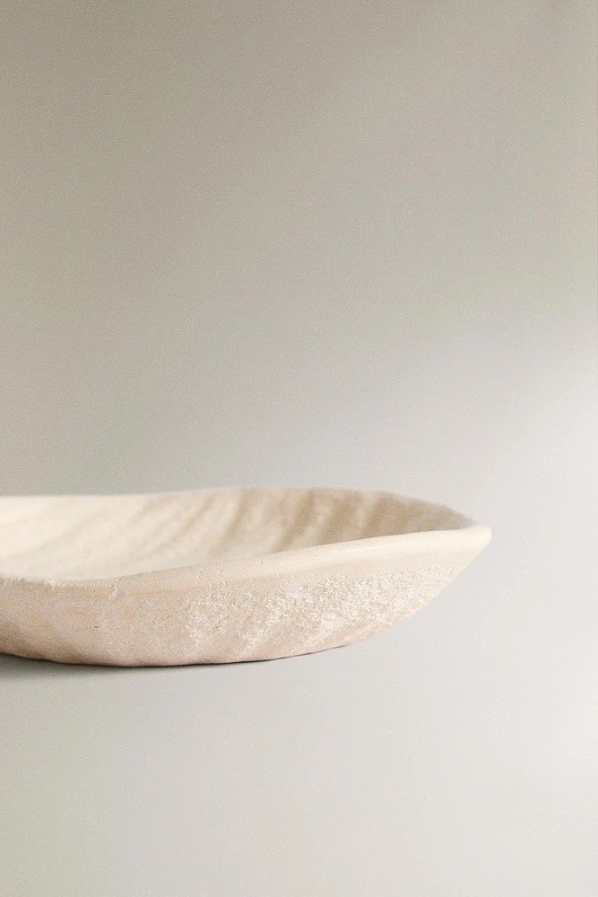 TEXTURED CERAMIC SOAP DISH