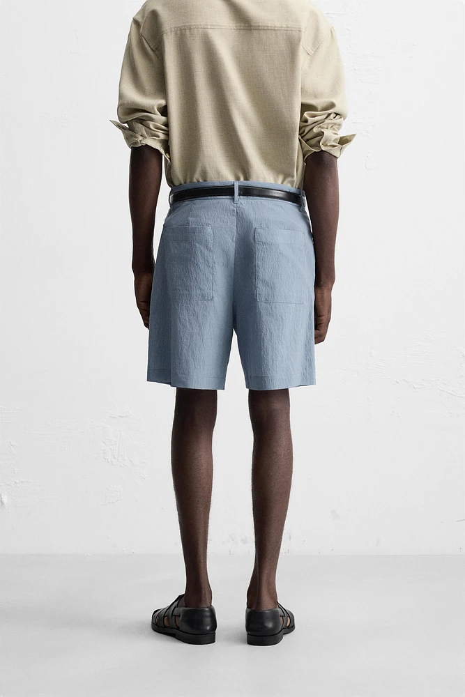 STRIPED CRINKLED EFFECT BERMUDA SHORTS