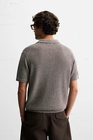 POLO EN MAILLE STRUCTURE CONTRASTÉE