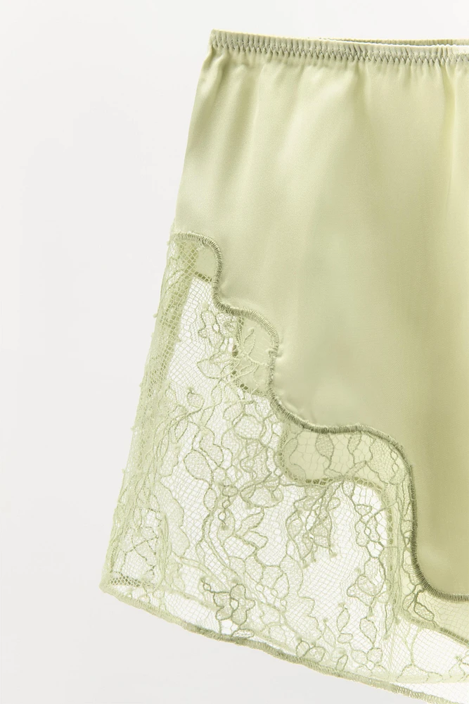 LACE TRIM PAJAMA SHORTS