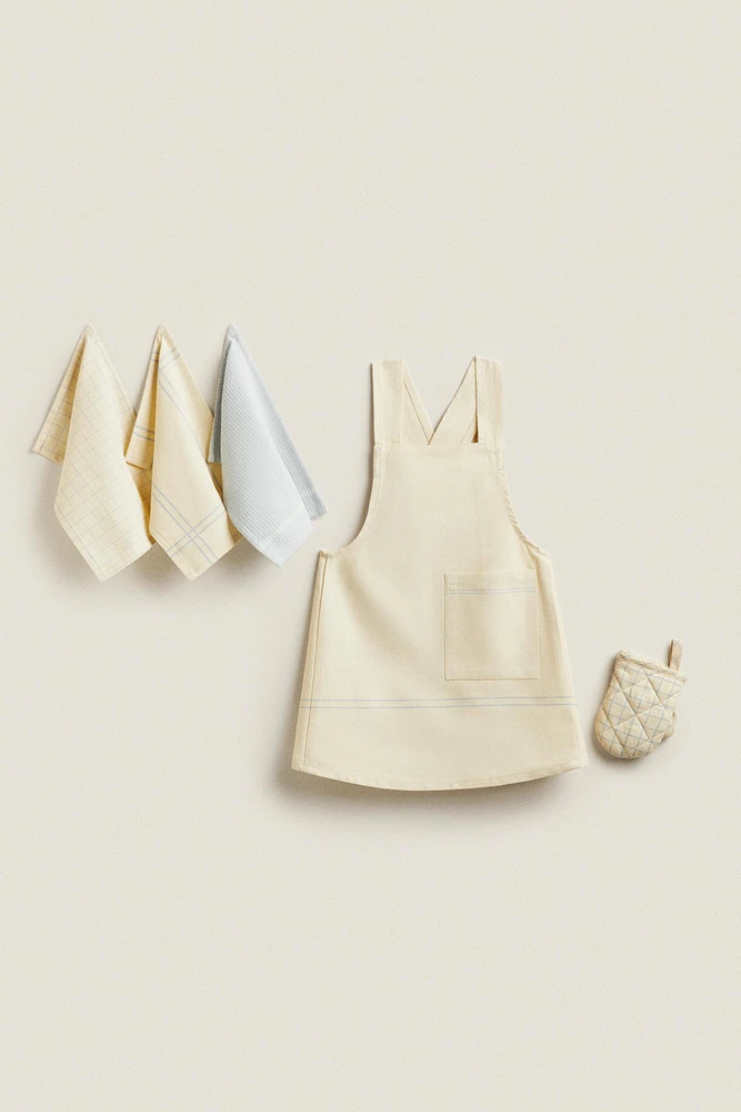 CHILDREN'S KITCHEN LINEN SET