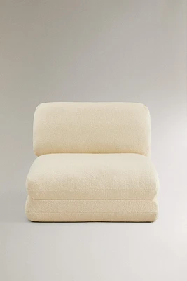 BOUCLÉ FOLDING LOUNGE CHAIR