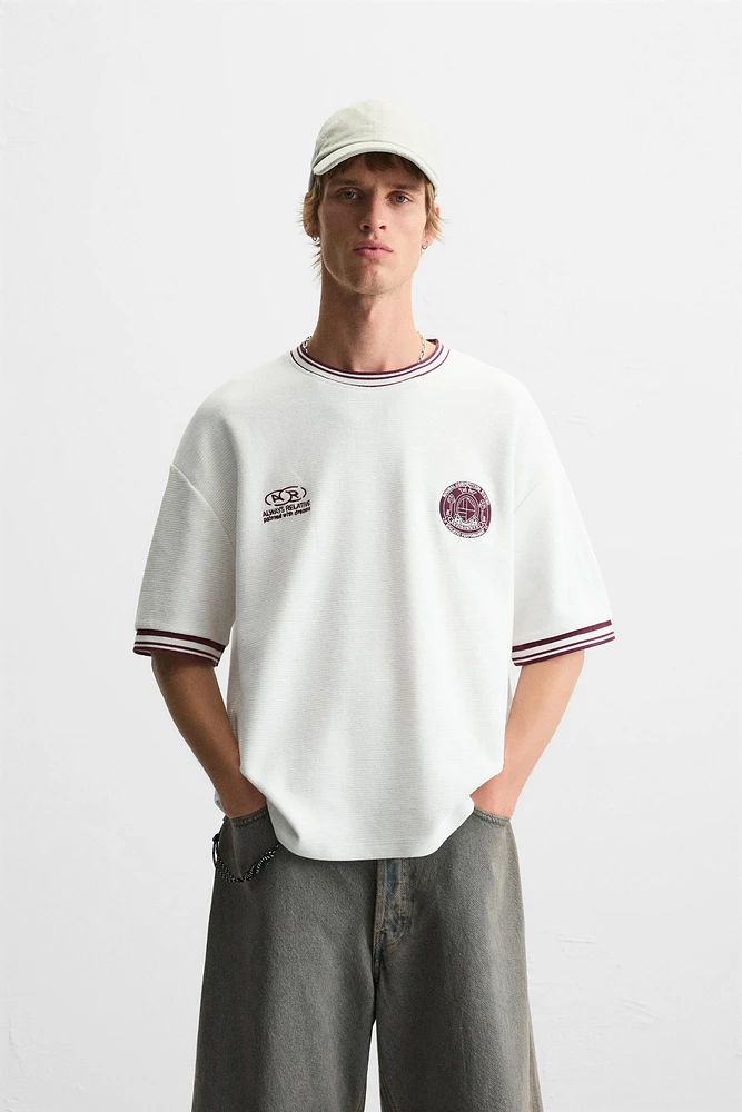 T-SHIRT STRUCTURE FOOT RÉTRO