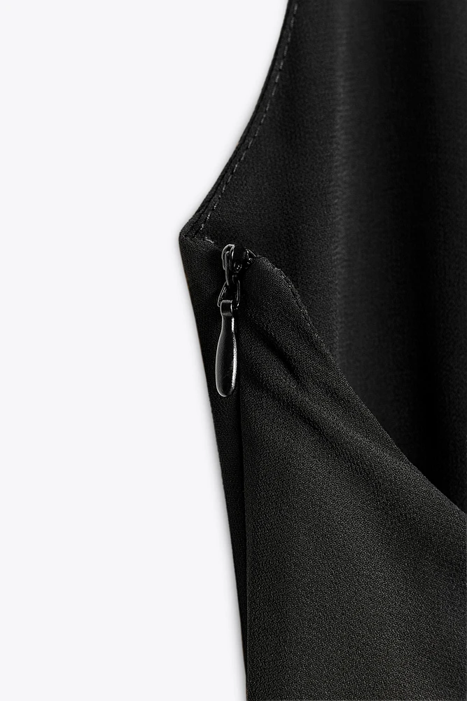 ROBE LONGUE HALTER VOLANTS