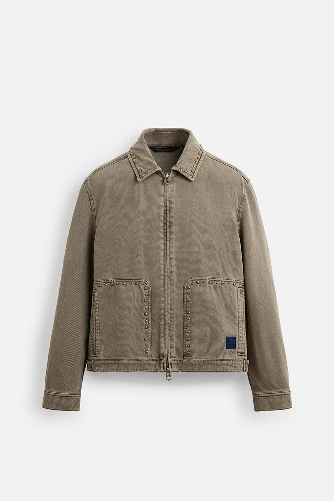 VESTE DÉLAVÉE CLOUS