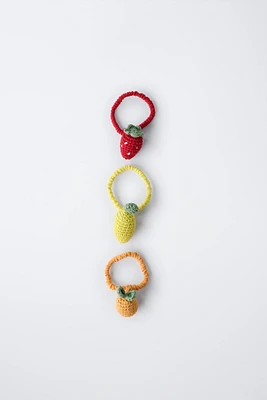 LOT DE TROIS CHOUCHOUS FRUITS EN CROCHET