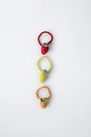 LOT DE TROIS CHOUCHOUS FRUITS EN CROCHET