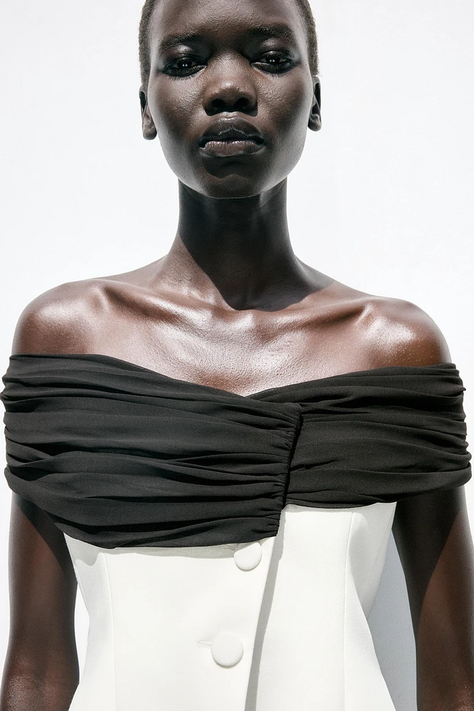 CONTRAST BUSTIER TOP