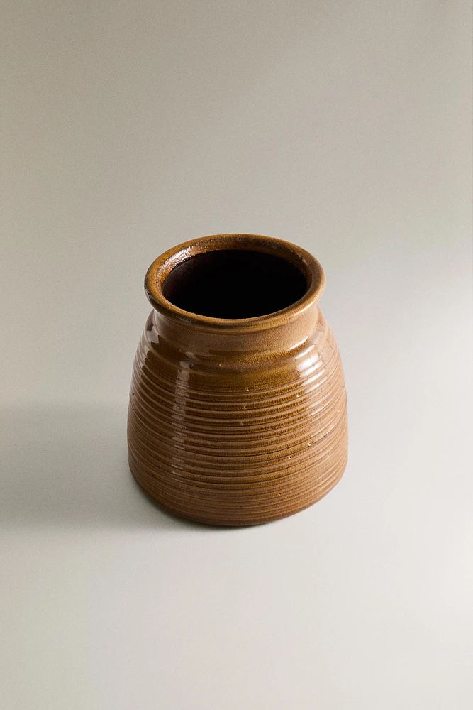 STRIPED VASE