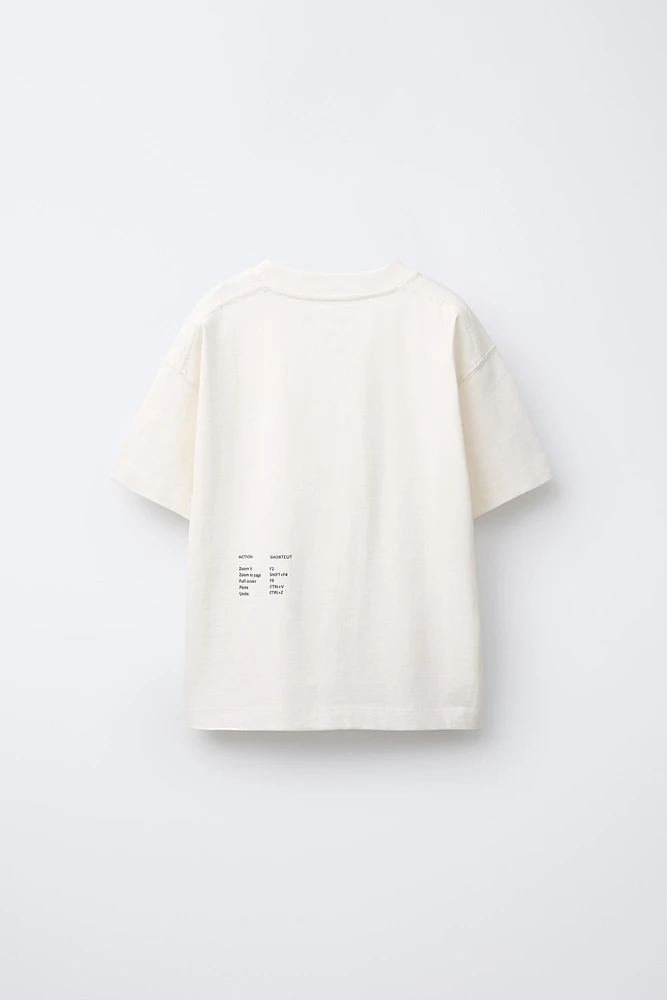 T-SHIRT ÉPAIS AVEC INSCRIPTION BRODÉE